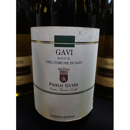 235 - 12 BOTTLES OF WHITE WINE Golden Grape Este, 2015 wooded chardonnay, Australian and Duca Bortini di M... 