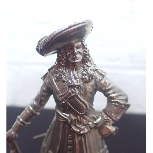 255 - FIVE CHAS. C. STADDON CAST PEWTER SOLDIERS between 11-13cm high