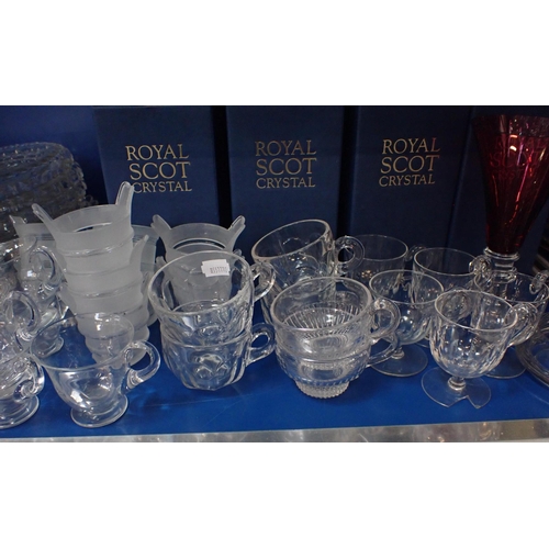 299 - A QUANTITY OF 19th CENTURY AND LATER GLASSWARE clear and cut, including engraved rinsers, a set of s... 