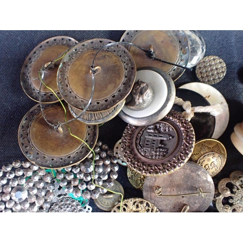 419 - A COLLECTION OF BUTTONS including sets, cut steel, many styles and materials