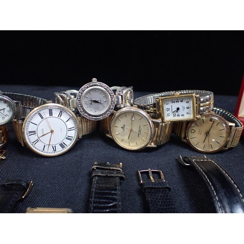 425 - A COLLECTION OF VINTAGE AND MODERN WRISTWATCHES Tissot, Omega, Skagen, Seiko and others