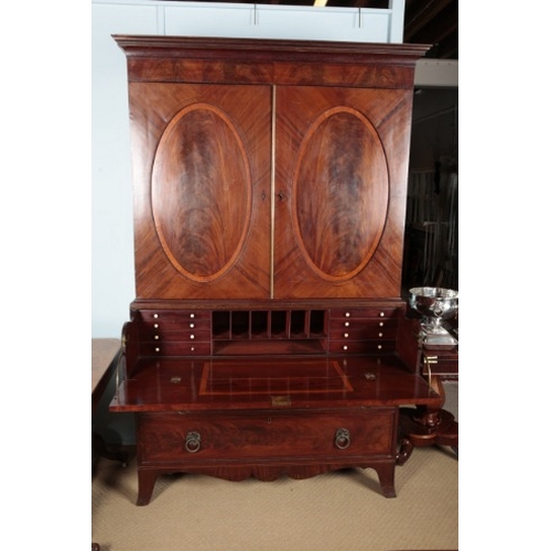 457 - A GEORGE III MAHOGANY SECRETAIRE PRESS

the upper section with a moulded cornice over panelled doors... 