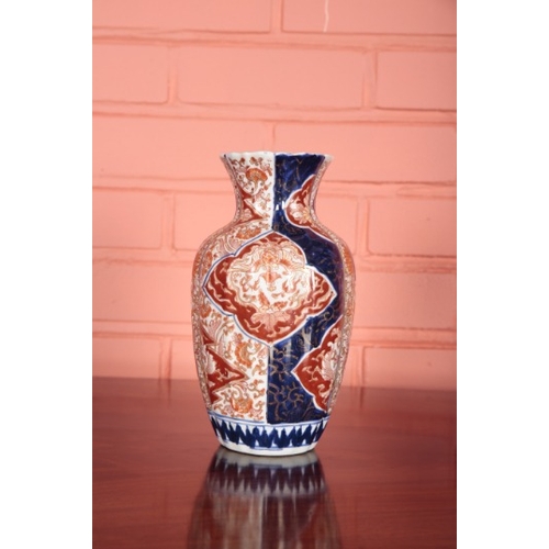 49 - A PAIR OF JAPANESE IMARI VASES

Meiji period, of baluster form, 24cm high (2)