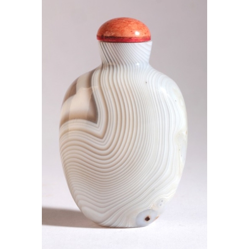 124 - A CHINESE AGATE SNUFF BOTTLE

19th century, with natural white striations throughout, 6cm high overa... 