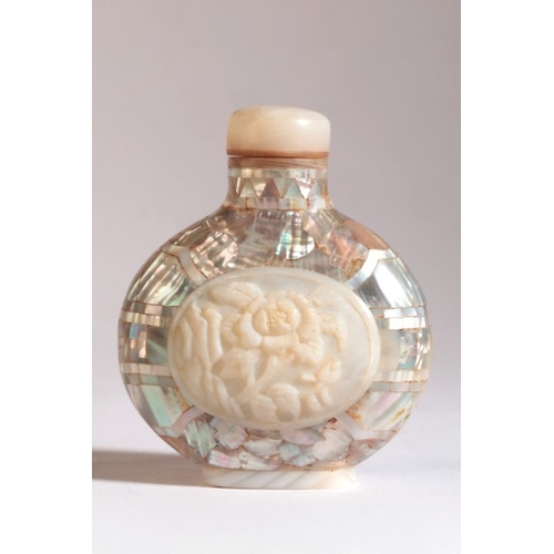 157 - A CHINESE MOTHER OF PEARL SNUFF BOTTLE

bearing a four character Tongzhi mark to the base, the front... 