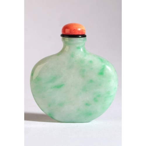 16 - A CHINESE JADEITE SNUFF BOTTLE

18th/19th century, of spade shape, 5cm high overall

The Dick Hardy ... 