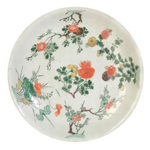 302 - A CHINESE PORCELAIN FAMILLE VERTE CHARGER

marked to the underside with an artemisia leaf, Kangxi, d... 