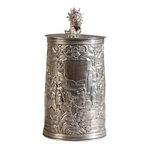 423 - A CHINESE EXPORT SILVER TANKARD BY LEECHING

marked to the base, the tapered cylindrical body with a... 