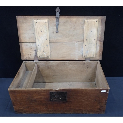 125 - AN 18th CENTURY OAK BOX

with iron lock and hinges 60.5cm wide