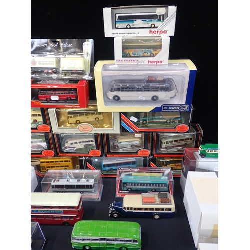 160 - A COLLECTION OF DIE CAST BUSES AND COACHES

Various coach and touring companies, with other die cast... 