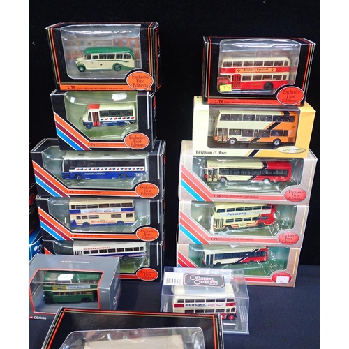 165 - A COLLECTION OF DIE CAST BUSES AND COACHES

Brighton and Hove, Western National, Bournemouth, Eastbo... 