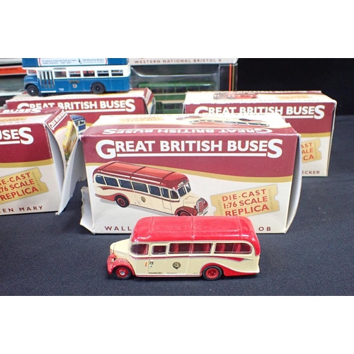 176 - A COLLECTION OF BOXED DIECAST MODELS OF BUSES

'Exclusive First Editions' 1:76 scale models, includi... 