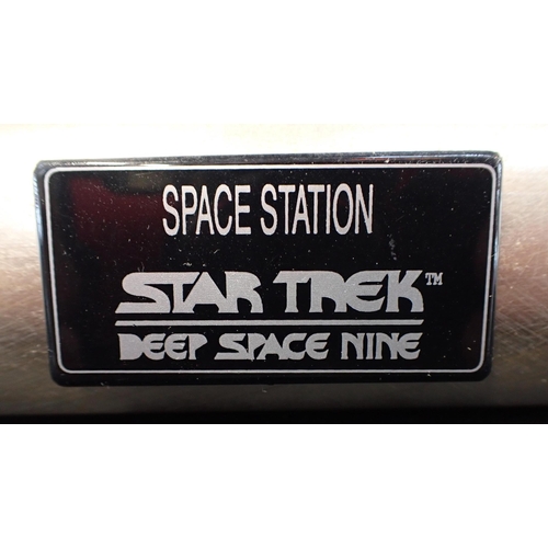 233 - STAR TREK CANVAS ARTS

Deep Space Nine Space Station no.131/1000, with certificate and original pack... 