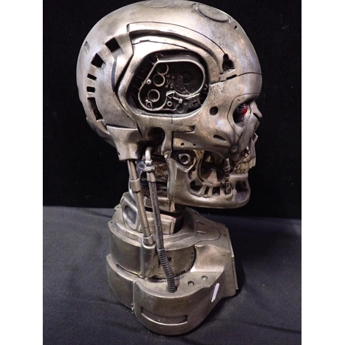 241 - TERMINATOR 2 ENDOSKELETON FULL SIZE BUST

Judgement Day, one cable element damaged