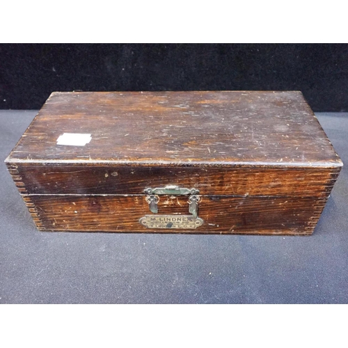 259 - A WOODEN BOX CONTAINING ADJUSTABLE DATE STAMPS

various styles and ages