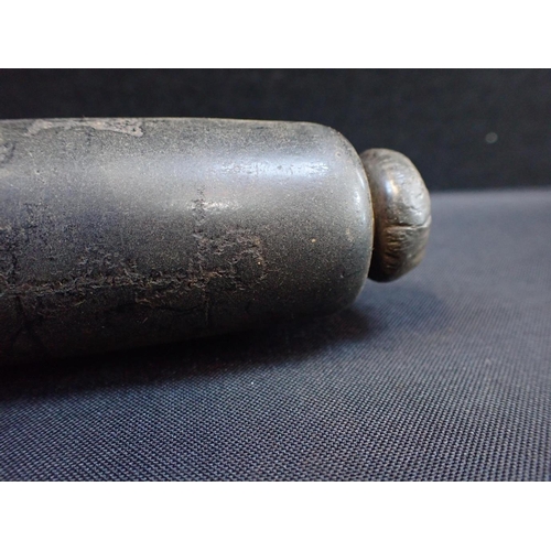 294 - A SUNDERLAND GLASS CHIP-ENGRAVED SAILOR'S VALENTINE ROLLING PIN

depicting a bridge, birds, hearts, ... 