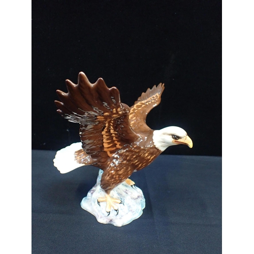 327 - A BESWICK BALD EAGLE, No. 1018

wingspan 32cm