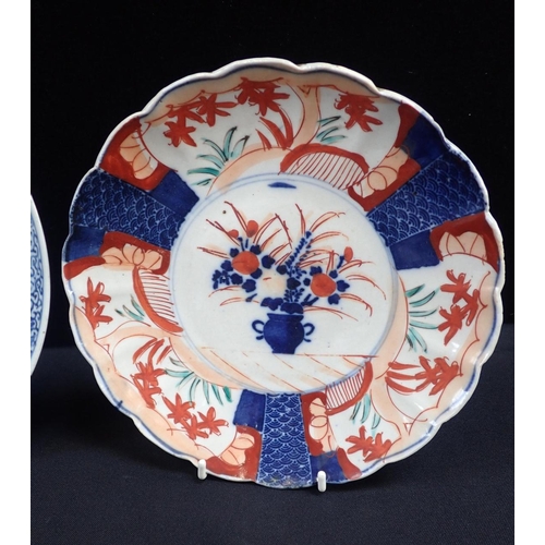 341 - CHINESE PORCELAIN BLUE AND WHITE DISHES AND A PLATE

with two Imari plates (5)