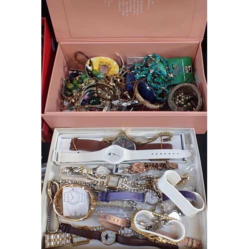 443 - A QUANTITY OF COSTUME JEWELLERY AND WATCHES

bracelets, bangles, beads and metal chains etc