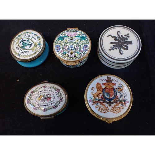 464 - A COLLECTION OF ENAMEL BOXES

including Halcyon Days, Billstone and Battersea and others with a gild... 