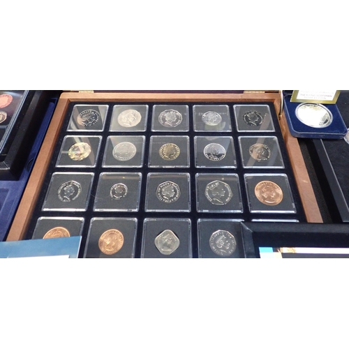 467 - A GEORGE V SILVER 'FIRST WORLD WAR COIN SET'

comprising five coins, in fitted case issued by The Lo... 