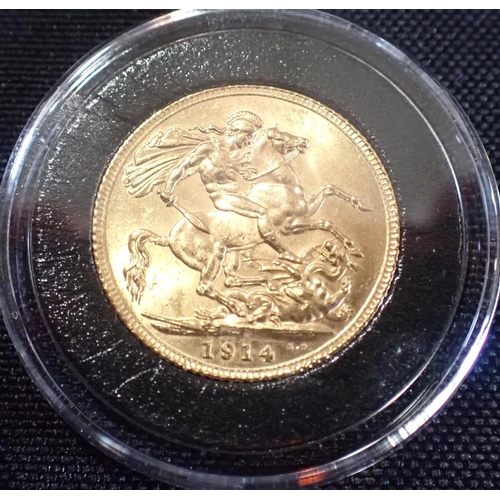 495 - A GEORGE V GOLD 'WORLD WAR ONE - ALL THE YEARS AND ALL THE ALLIES' SIX SOVEREIGN SET

comprising exa... 