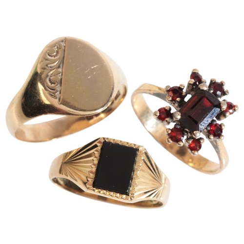 26 - A COLLECTION OF RINGS

including two signet rings in 9ct gold, one set with a blank onyx seal to flu... 