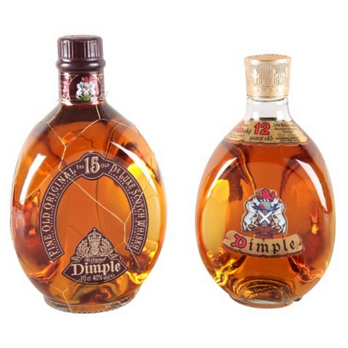 722 - HAIG 'DIMPLE DE LUXE' SCOTCH WHISKY

two decanters comprising one 15 year old and one 12 year old, 7... 