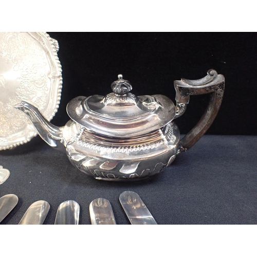 293 - A SMALL SILVER TEAPOT

(very rubbed marks) a salver (damaged), other small silver and a set of King'... 