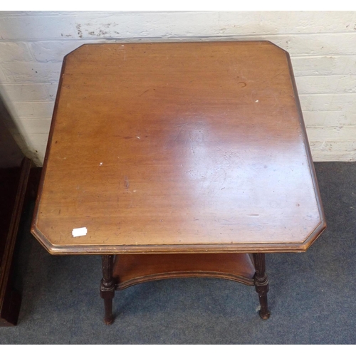 546 - AN EDWARDIAN OCCASIONAL TABLE

the top with canted corners, and angled reeded legs 53cm square