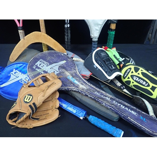 65 - A WILSON 'EVAN LONGORIA SIGNATURE SERIES' BASEBALL MITT A450

and a collection of tennis racquets an... 