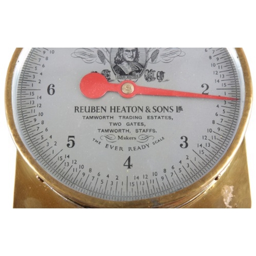 100 - A SET OF BRASS FISHING SCALES

20th century, the aluminium scales measuring up to 8lbs, mounted with... 