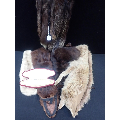 118 - A COLLECTION OF VINTAGE FUR STOLES,

collars, and faux pearls