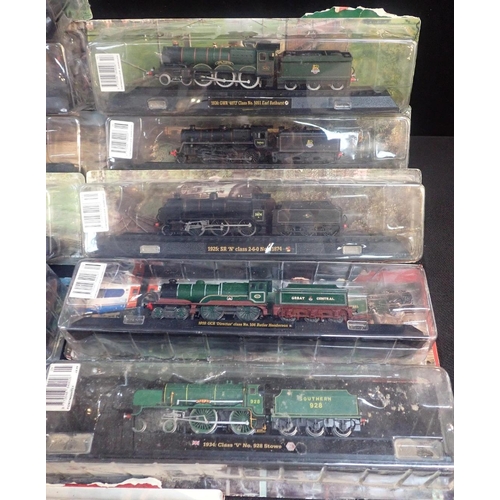 212 - TWELVE GREAT BRITISH LOCOMOTIVE COLLECTION MODEL TRAINS

Including '1960: Class '9F' No.92220 Evenin... 