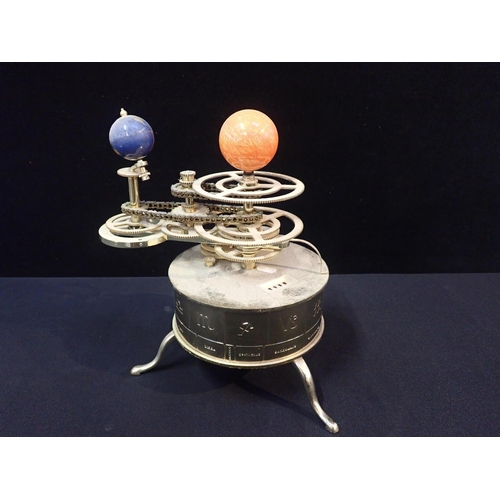 231 - EAGLEMOSS BUILD A MODEL EARTH MOON & SUN ORBITER TELLURION

An accurate working model of the Earth, ... 