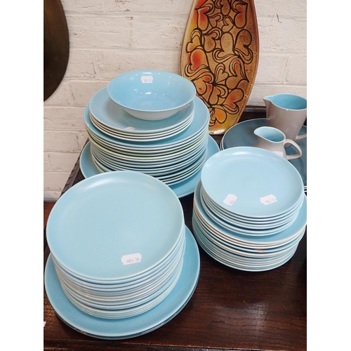 51 - POOLE TWINTONE AND OTHER  TABLEWARES

dinner, tea and coffee, with other Poole items, traditional et... 