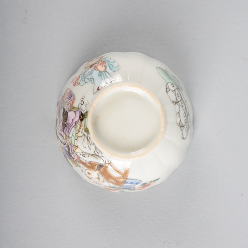 162 - A CHINESE PORCELAIN FAMILLE ROSE TEABOWL AND SAUCER

the moulded bowl with a shaped rim and decorate... 