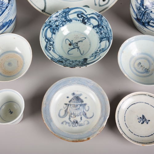 89 - A PAIR OF CHINESE BLUE AND WHITE PORCELAIN GINGER JARS

late Qing dynasty, decorated with a continuo... 