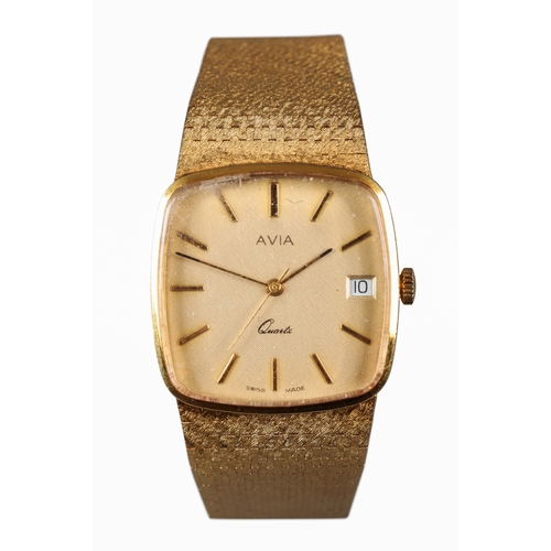502 - AVIA: A 9CT GOLD BRACELET WATCH

with quartz movement, gold dial, gold baton numerals, date aperture... 