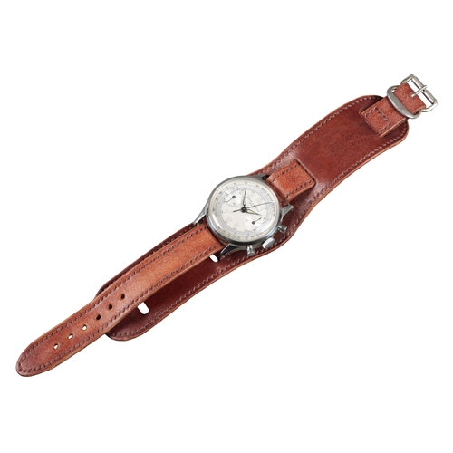 503 - BAUME & MERCIER: A STAINLESS STEEL CHRONOGRAPH WRISTWATCH

with manual wind movement, silver dial, d... 