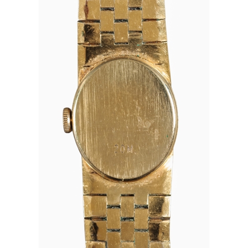 505 - BULOVA: A GOLD PLATED WRISTWATCH

with quartz movement, gold dial, black Arabic numerals, dark blue ... 