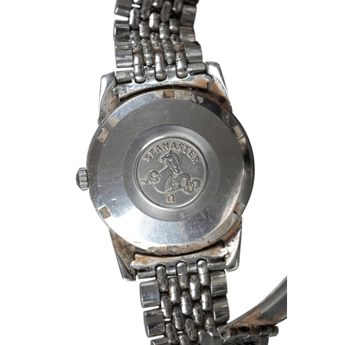 544 - OMEGA SEAMASTER: A STAINLESS STEEL BRACELET WATCH

with automatic movement, silver dial, silver bato... 