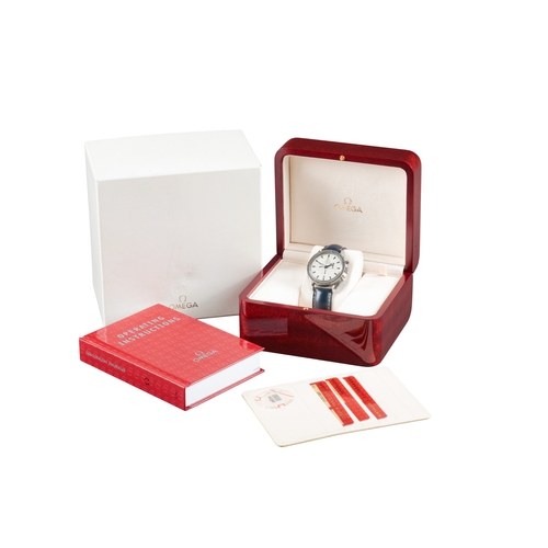546 - OMEGA SPEEDMASTER: A STAINLESS STEEL CHRONOGRAPH WRISTWATCH

with automatic movement, white dial, do... 