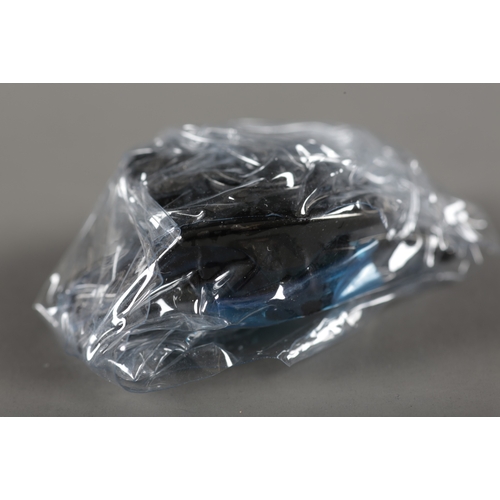 588 - FRANCK MULLER: A BLACK STEEL DEPLOYMENT WATCH BUCKLE

in its original packaging, old shop stock