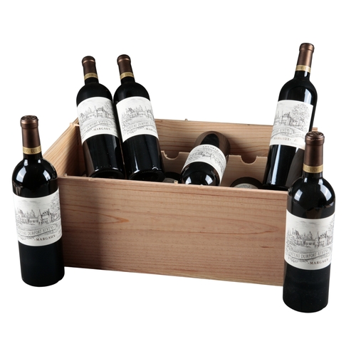 660 - CHATEAU DURFORT VIVENS GRAND CRU CLASSE MARGAUX 2015

twelve 75cl bottles, OWC (12)

Purchased by th... 