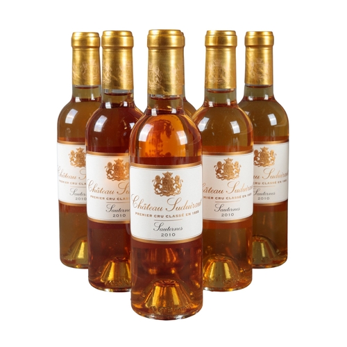 675 - CHATEAU SUDUIRAT SAUTERNES 2010

twelve 37.5cl bottles, OWC (12)

Purchased by the late vendor from ... 