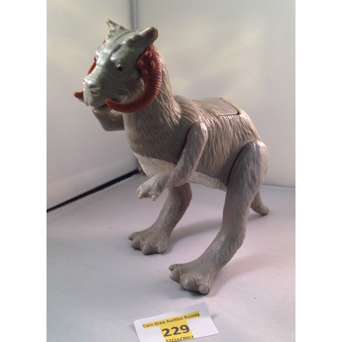 229 - 1979 Star wars Tauntaun