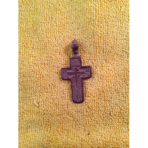 210 - C18\19 Russian cross