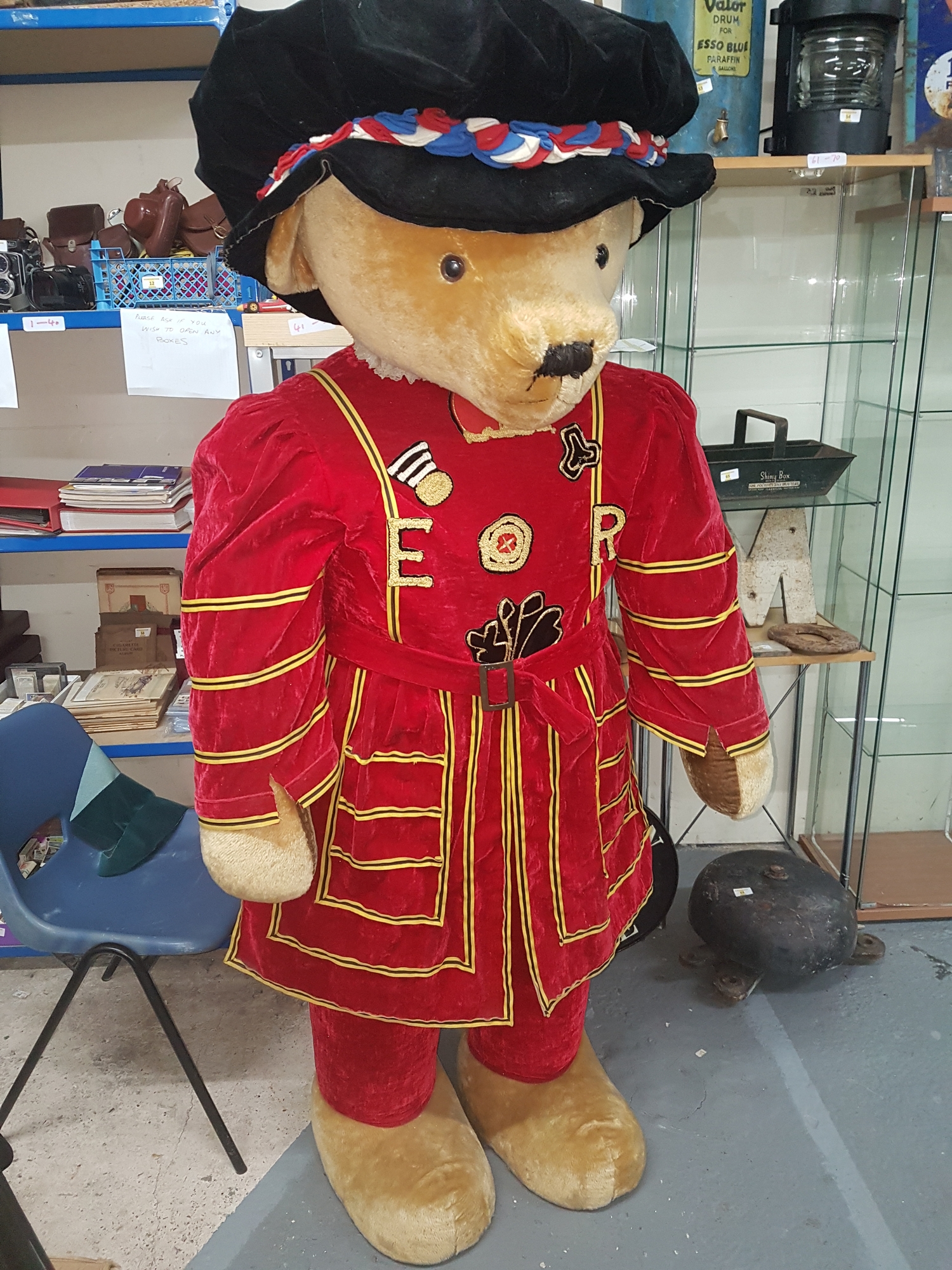 Harrods store beefeater bear