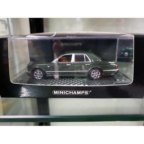 340 - 1:43 Mini Champs Bentley Arnage